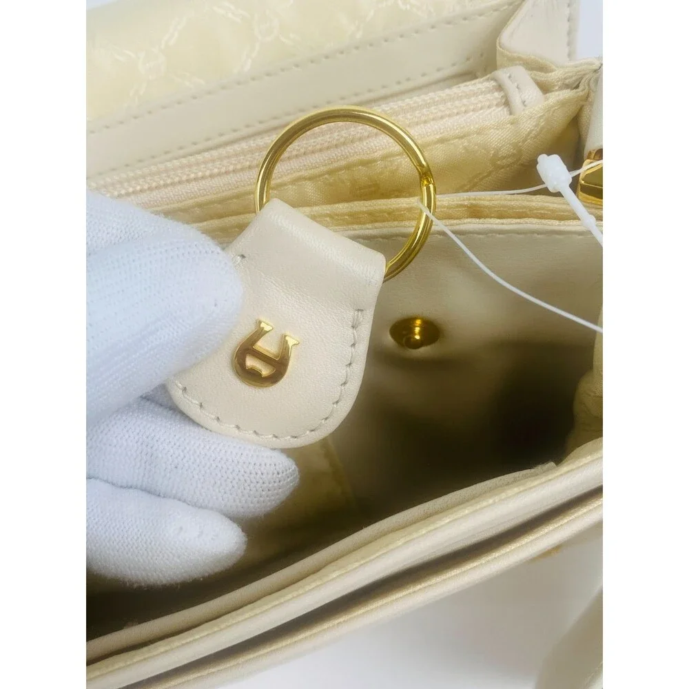 Vintage Etienne Aigner Ivory Leather Crossbody Shoulder Flap Bag Gold Hardware